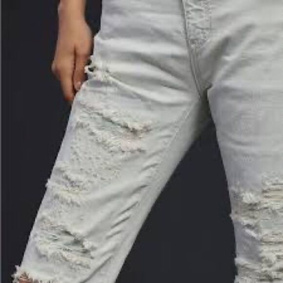 Anthropologie Pilcro Mid-Rise Slim Boyfriend Jeans Distressed Sz 26 - Picture 5 of 12